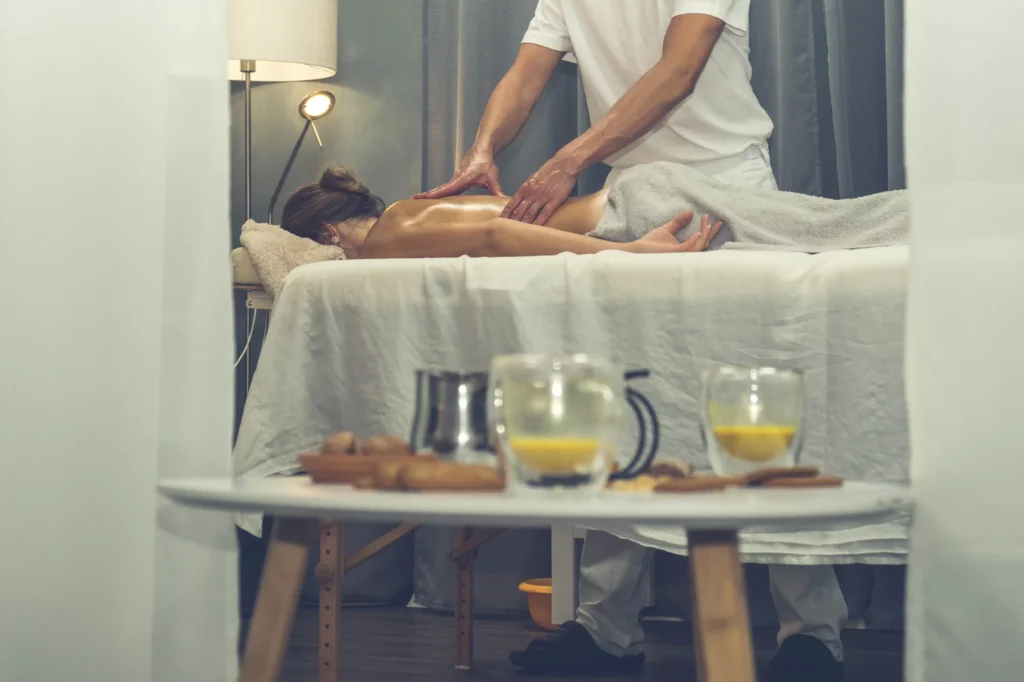 Masáže Návrat 2 Rychlá masáž bolesti zad